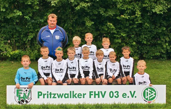 2008/2009 27 F2-Junioren Hinter Reihe v.l.