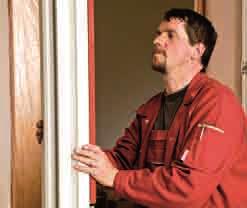 Je nach Bausubstanz, Dämmsituation und weiteren Faktoren schlägt Ihnen Ihr Fensterfachbetrieb die für Sie geeignete und wirtschaftliche Lösung zur Hauslüftung vor.