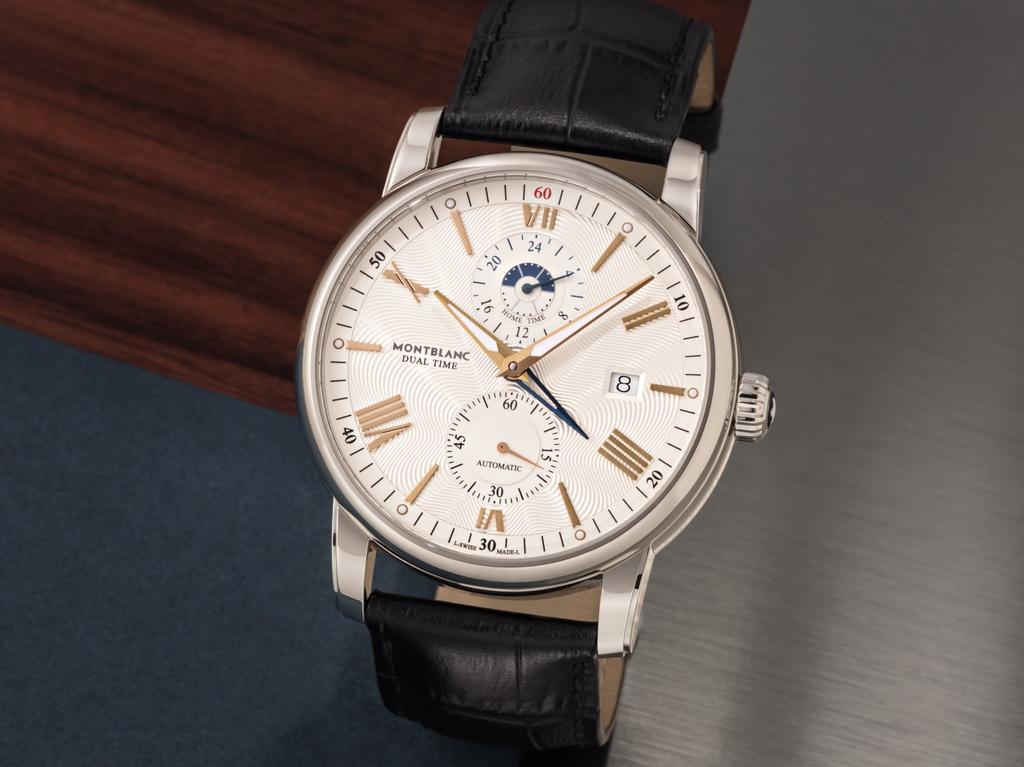 60 / 61 Montblanc 4810 Dual Time Durch eine Ära inspiriert, in welcher der transatlantische Handel und Reisen die Welt zusammenwachsen ließen, wird mit der Montblanc 4810 Collection eine Uhr