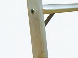 Eckaussteifungen für eine hohe Stabilität + Holme aus astfreiem, hochwertigem Holz + 80 mm tiefe Stufen für hohe