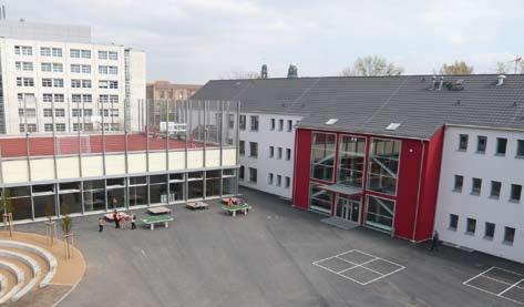 umfangreiche Investitionen in Krankenhäusern n Uniklinikum Neubau der Patientenküche, n Krankenhaus Friedrichstadt