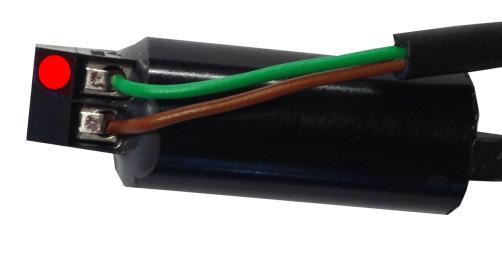 10. Isolieren Sie die braune und grüne Ader des bikespeed-kabelsatzes (USB-Buchse) ca. 5mm ab.