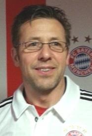 Grußwort Klaus Michl, 1. Vorsitzender Fan-Club Schönbuch Bayern 2004 Herzlich willkommen bei den Schönbuch Bayern 2004 in Neuweiler! Im nunmehr 10.