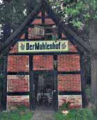 Im Biergarten werden entsprechende kulinarische Spezialitäten angeboten. Eintritt: 5,00 Info: Telefon 04242/14 85, www.dermuhlenhof.