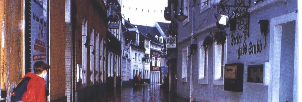 Hochwasser in Saarbrücken am 22. Dezember 1993 Quellenangabe der Bilder: Deckblatt: W.Geiger / H.