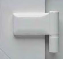 Für Kunststoff-Haustüren sind alternativ auch dreiteilige, dreidimensional verstellbare Rollenbänder in Weiß (Abb. 4), Braun oder Aluminium EV lieferbar.