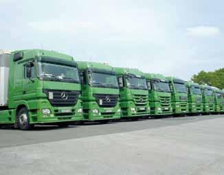 Busse und LKW Logistik umweltfreundlich gestalten Die ergebnisse des ersten Jahres zeigen, dass der Kraftstoff perfekt in Mercedes- Benz LKW und Bussen funktioniert.