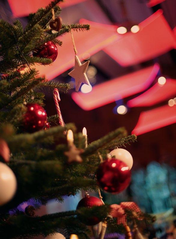 Weihnachtskonzert Festliches Weihnachtskonzert Seit vielen Jahren zaubert es eine ganz eigene Atmosphäre in den Großen Sendesaal: das festliche Weihnachtskonzert der.