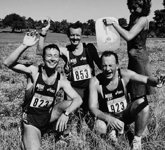 Jahr beteiligten sich Lauftreffler aus Mössingen an den Marathons in Boston, New York und Honolulu und ein Jahr später am Conrades-Marathon in Südafrika.