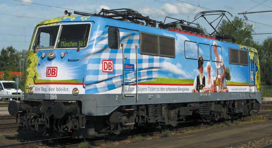 VI 105 200 Jahre Biergarten Elektrolokomotive 111 066-7 der DB AG Bayerische Lebensart hautnah erleben, mit der Bahn hin- und zurückfahren und ohne Reue eine kühle Maß genießen!