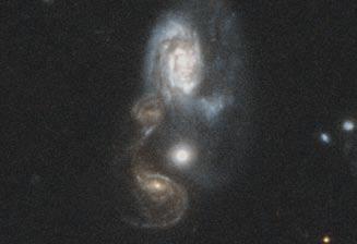 Abb. 4: Siebzig helle Galaxien im GEMS-Feld.