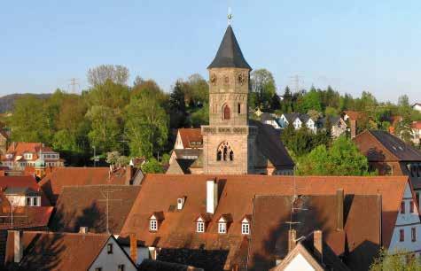 Willkommen in Neunkirchen am Brand Alte und neue Fachwerkhäuser, die teilweise erhaltene Stadtmauer und die Tore, die ins Zentrum führen all das verleiht dem Ortskern einen fast mittelalterlichen