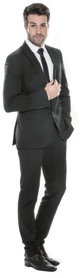 Business Attire 8 Dunkler Anzug: Schwarz, Anthrazit, Dunkelblau, Dunkelgrau Helleres Hemd: Weiß, hellblau oder die gleiche Farbgruppe Material: Feine Materialien, der Witterung angepasst Schuhe &