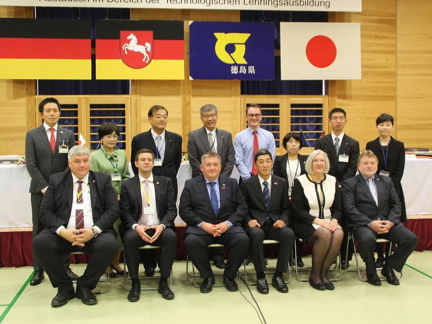 Internationalisierung bei der Handwerkskammer Kooperationsvereinbarung mit Tokushima (Japan) green economy Eastern Cape (Südafrika) Kooperationsgespräche mit Südkorea Sondierungsgespräche mit China