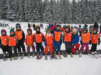 Ski- und Snowboardkurse 2015/2016 Grundlage unseres Ski- und Snowboardunterrichts sind die neuen Lehrpläne des Deutschen Skiverbandes.