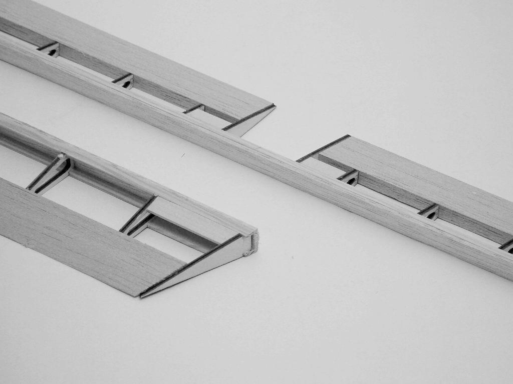 Balsastreifen 2mm Höhenruder Kieferleisten 10x2mm An den Rudern des Höhen- und Seitenleitwerkes wie abgebildet