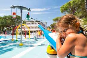 Anche i bimbi potranno trascorrere ore spensierate con gli scivoli e i divertenti giochi d acqua nella piscina a loro dedicata, profonda solo cinquanta centimetri e nel nostro nuovissimo Spray Park.