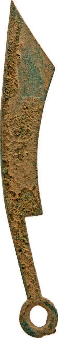 , Bronze-Messermünze, vor 350 v.chr. der Staaten Zhao und Yan, kleinere Form mit ausgezogener Spitze und dem Zeichen "Ke" ("Speer"), Coole 5584, L. 17cm IV 100, 804* Bronze-Messermünze, vor 350 v.