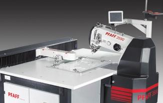 CNC-Großfeldnähtechnik CNC Large-area sewing technology PFAFF 3590 Vario - Frei-programmierbarer