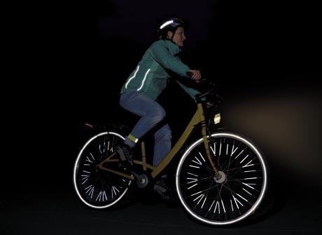 Checkliste für Das sichere Fahrrad Im Dunkeln ist es beim Radfahren neben der eigenen Sicht genauso wichtig,