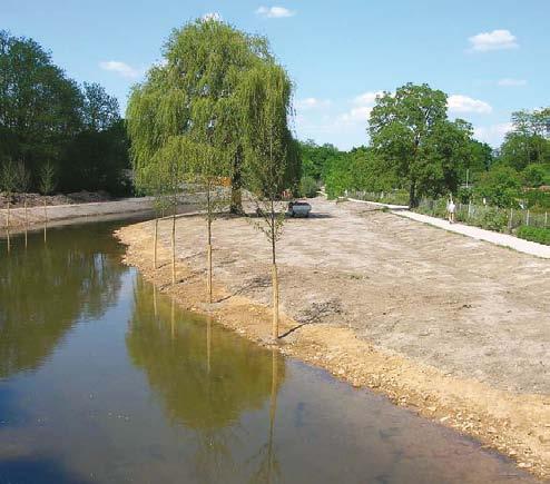 Im Jahr 2008 wurden Teile des Laufes renaturiert (Abschnitte 12+365 12+544 und 12+544 12+750). In dem geradlinig ausgebauten und gepflasterten Gewässerbett wurden dazu zwei neue Mäanderbögen angelegt.
