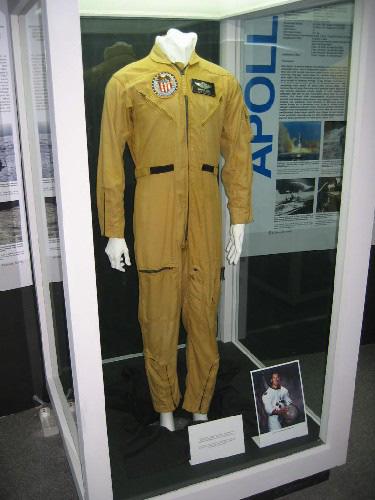 Original Gold Flightsuit von