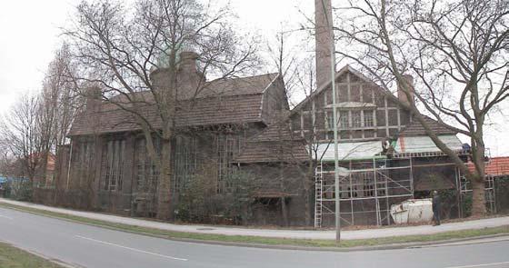 Bauabschnitt das Pförtner / Kantinengebäude saniert. Fertiggestellt im März 2001. Zuwendungsbescheid der Bezirksregierung Münster im Juli 2001.
