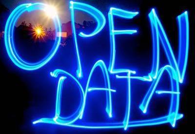 Big Data - Datenschatz: Zur externen Nutzung freigeben Open Data Offene Daten: von jedermann frei genutzt, weiterverwendet und geteilt