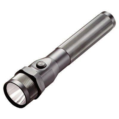 Stinger Stinger C4 LED Wiederaufladbare Akku-Stablampen mit 230 Volt oder 12 Volt Ladekabel mit Auto-Zigarettenstecker. Ein-/ Ausschalten mit Gummidrücker. Grosse Leuchtkraft dank 3 Watt LED-Technik.