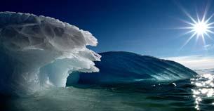 Phasenumwandlung von Wasser Eis Wasser Dampf Über 70 % der Gesamtenergie bei der Erwärmung von Eis von -30 C auf Wasserdampf mit einer