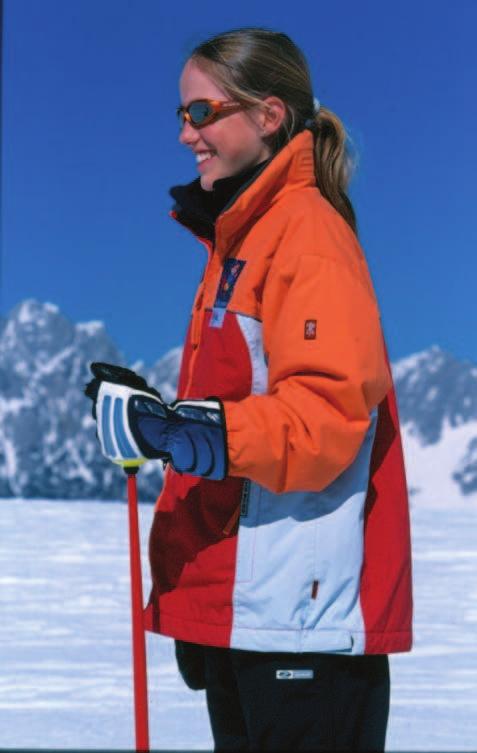 Skiausrüstung für Kinder Die Skistöcke Viele Skischulen unterrichten bei den ganz Kleinen erst mal ohne Stöcke, nicht zuletzt deshalb weil das Liftfahren ohne Stöcke praktischer ist und ein