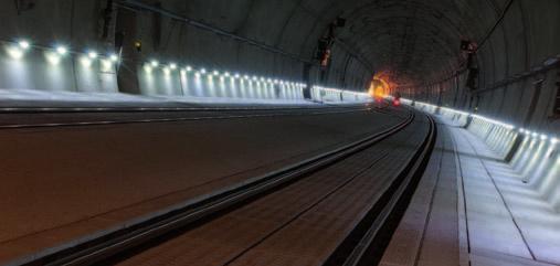 Personenzüge befahrbar ist, muss er - wie jeder andere Tunnel - allen Anforderungen in punkto Tunnelsicherheit gerecht werden.