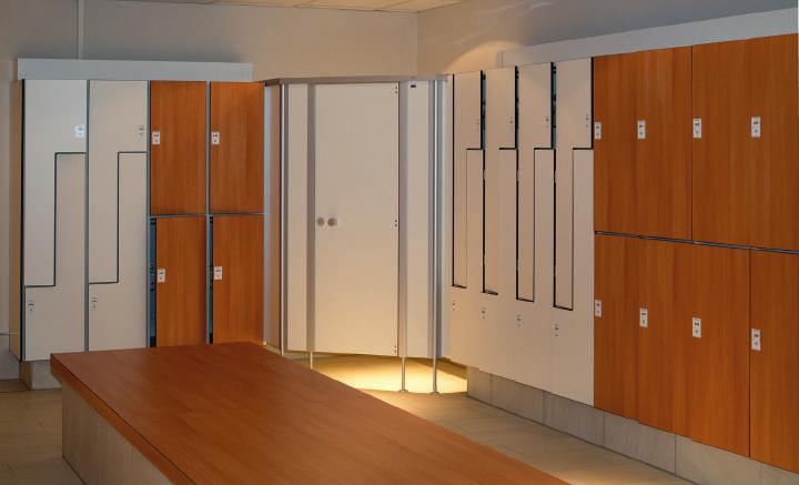 KEMMLIT Garderobenschränke Die Garderobenschränke für Schwimmbad, Sauna, Fittness und Rehaeinrichtungen können ebenfalls auf die Raumarchitektur in Höhe, Breite und Tiefe