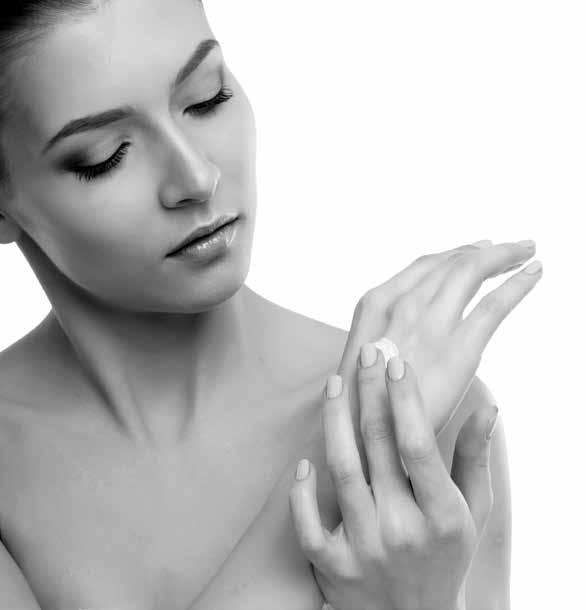 Beauty Services Manicure & Hand Care Seien Sie glücklich mit sich selbst mit kleinen Pflege-Gesten, die der Schlüssel zu einem gesunden Körper sind!