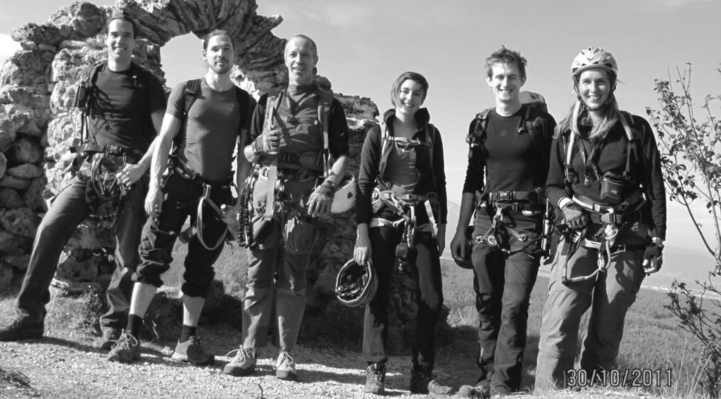 Oktober 2011 hat eine Gruppe junger, bergbegeisterter Menschen, das herrliche Herbstwetter für eine Klettersteig-Tour genutzt.