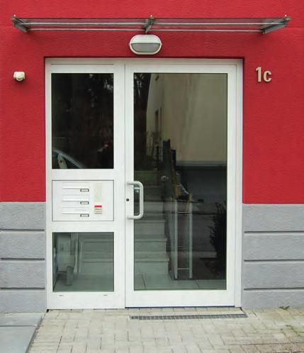 Landesbehindertenbeauftragten hatte die Verbraucherzentrale dabei für nach 2002 errichtete oder modernisierte Gebäude mit maximal sechs Wohneinheiten attraktive Preise ausgelobt. www.vz-nrw.