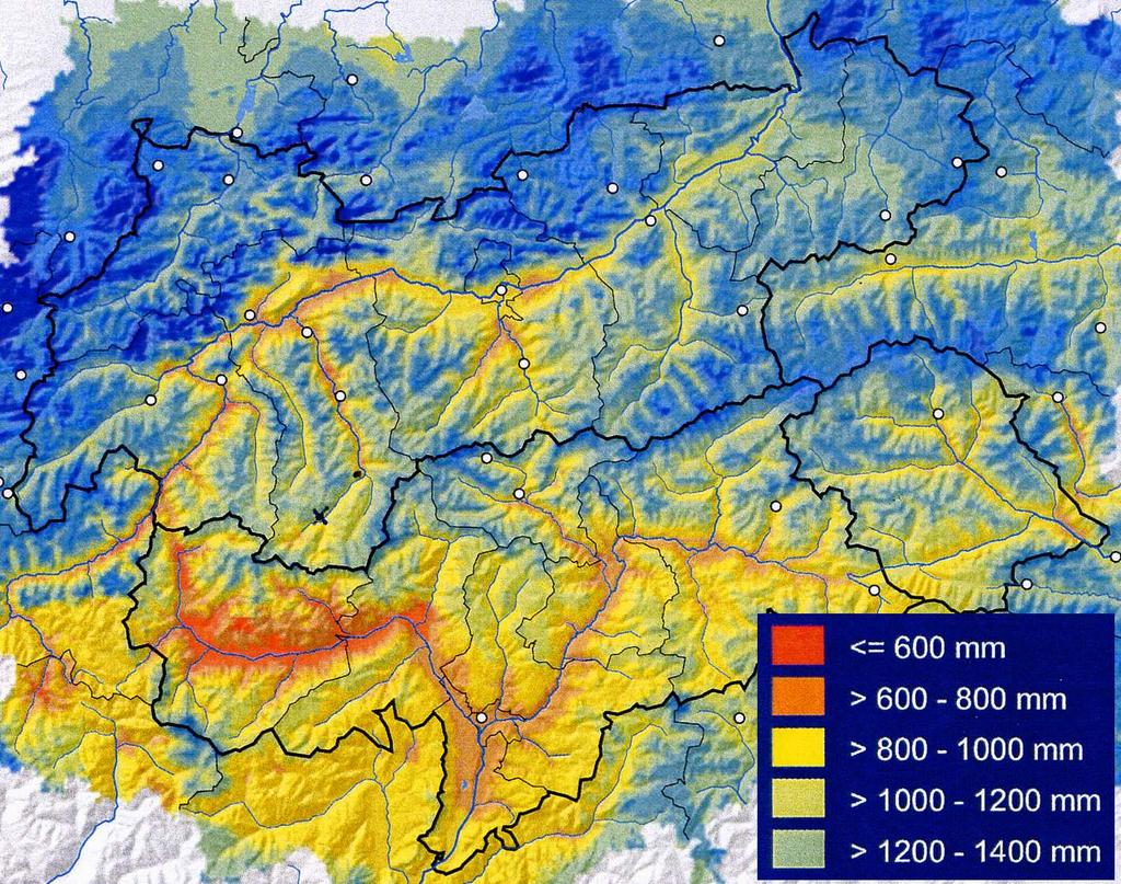 . Orographische Niederschläge. Orographische Niederschläge Die Niederschlagsverteilung entlang des Alpenbogens charakterisiert sich durch deutlich ausgeprägte Maxima an den Alpenrändern (Abb..).