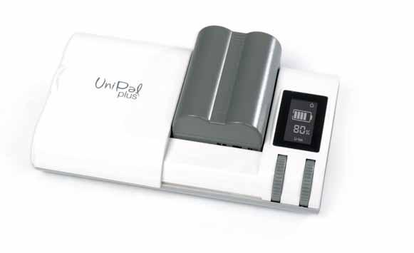UniPal Plus Universallladegerät 12V Kfz Adapter LCD Display USB Ausgang Arretierungsrädchen LCD Display UK Adapter EU