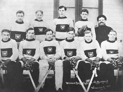 Geschichte In Kanada spielten die Amateure bis 1917 noch in regionalen Gruppen.