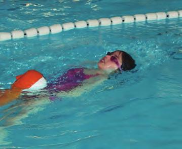 Innerhalb von dreieinhalb Stunden laufen die Kreisverbandsmeisterschaften im Rettungsschwimmen einschließlich Siegerehrung erfolgreich ab.