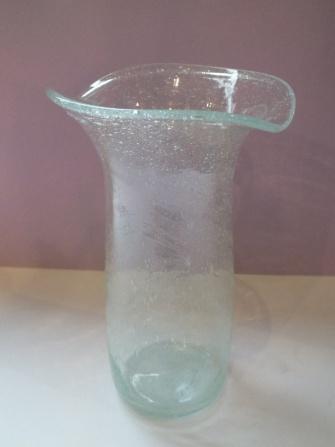 Vasen aus recyceltem Glas Von Khaled / Yadawee Art.-Nr.