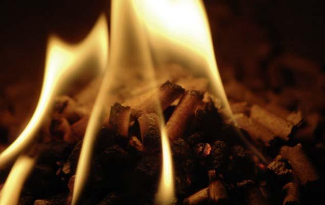 pelletproduktion Holzpellets vom Rohstoff bis zum Pelletwerk Holzpellets sind genormte zylindrische Presslinge, die als Brennstoff in speziellen Feuerungen eingesetzt werden.