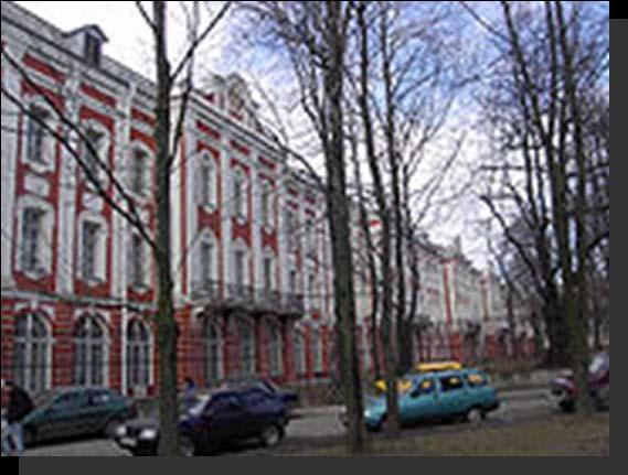 Informationen über die Partneruniversitäten Staatliche Universität Sankt Petersburg für Ökonomie und Finanzen Universität: ca. 13.