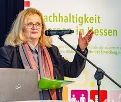8 Nachhaltigkeit lernen in Hessen Grußwort Nachhaltigkeit an der Hochschule Fulda Prof. Dr.