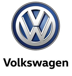 Volkswagen Touran 1.6 TDI BMT Comf. PDC AHK Navi Bluetooth Information Kaufpreis 18.999,00 MwSt. ausweisbar Finanzierungsangaben AutoCredit Laufzeit 36 Monate Jährliche Fahrleistung 15.