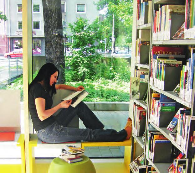 4 Im Fokus: die Familie Stadtbibliothek Südstadt Sechs Wochen Sommerferien mit viel Zeit für Muße, Faulenzen, In den Tag hinein leben und Sich