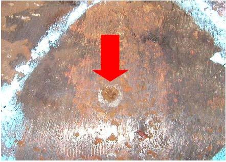 46 Surface damage single, deeply pitted corrosion scars Unbeschichtete Besondere Informationen: Oberflächenbeschädigung des Basismaterials in Form von