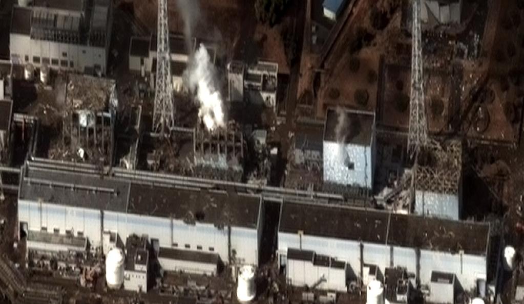15. März 2011 gegen 6 Uhr (JST): Block 4 des AKW Fukushima Daiichi explodiert gesamtes