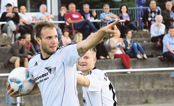 16 AUSGABE 196 SV 08 Laufenburg wird vorn erwartet Fußball-Bezirksliga startet mit drei heißen Titel-Kandidaten in die Saison: SV Herten, FC Erzingen und die Null-Achter VON MATTHIAS SCHEIBENGRUBER