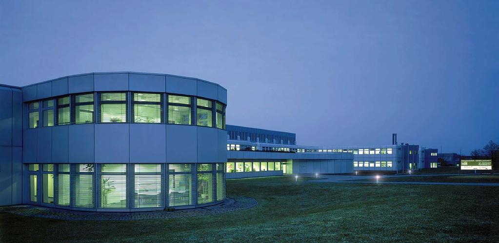 Fraunhofer Institut für Materialfluss und Logistik Teil des Forschungsnetzwerkes der Fraunhofer Gesellschaft 1981